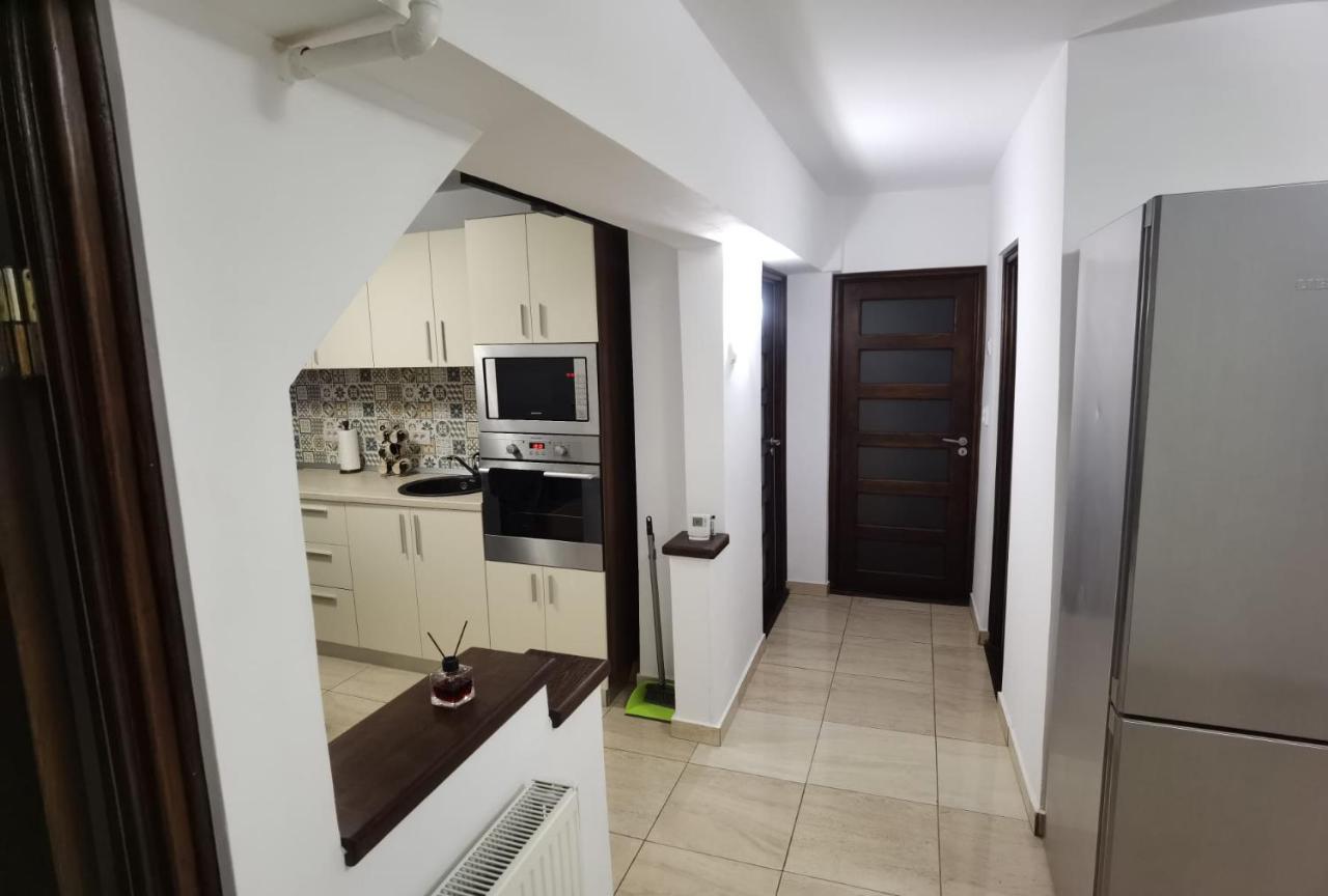 Apartament - Central Târgu Jiu Extérieur photo